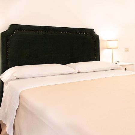 Charme & Chic San Giacomo 로마 외부 사진